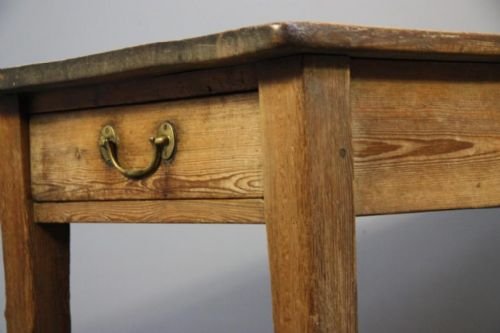 fig 1. Georgian Country House Antique Pine Kitchen Table