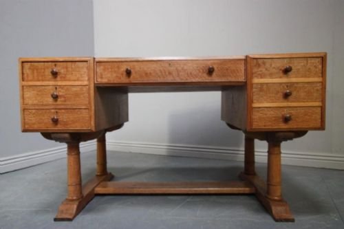 Rare 1920'S Heals Oak Pedestal Desk.