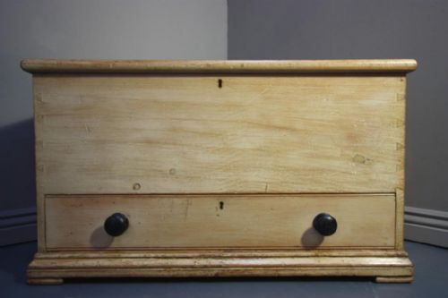 Original Antique Cream Painted Pine Mule Chest.