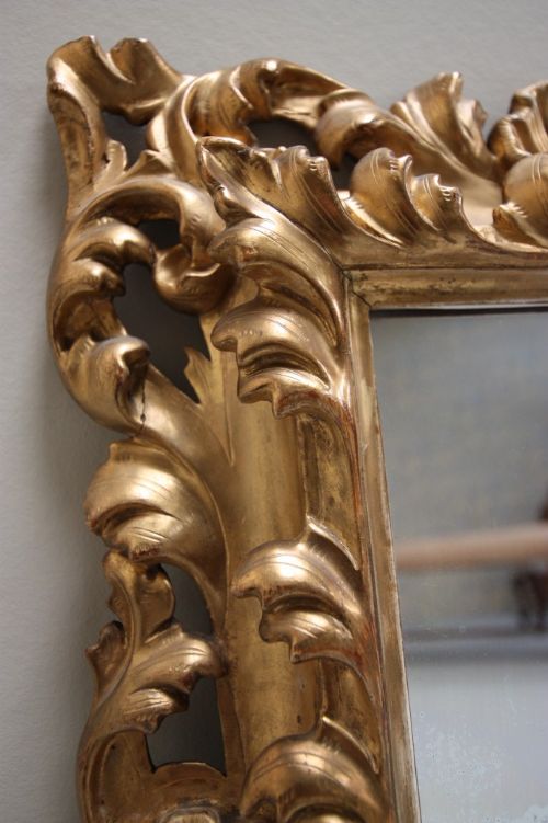 fig 1. Beautiful Florentine Gilt Antique Mirror.