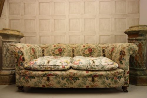 Good Quality English Antique Chesterfield Sofa.