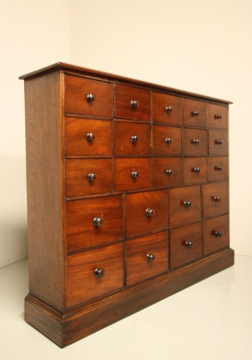 fig 1. Georgian Antique Mahogany Apothecary Chest.