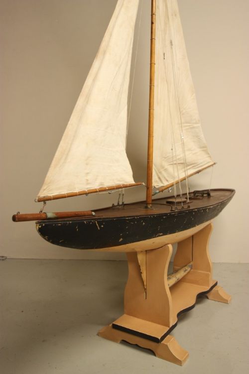 fig 1. Large Antique Racing Pond Yacht