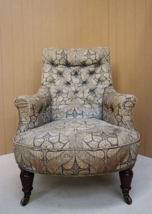 fig 1. English Comfortable Antique Armchair