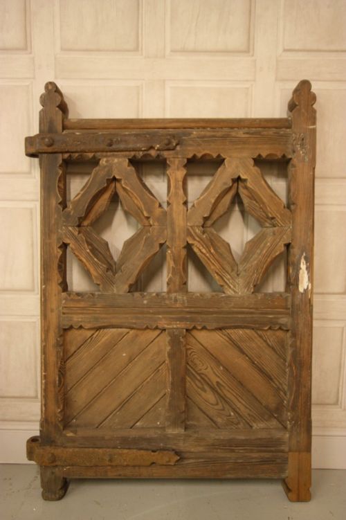 fig 1. English Antique Gothic Pine Garden Gate.