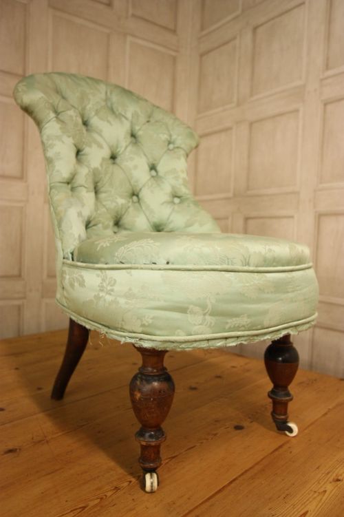 Cute American Antique Low Side Chair