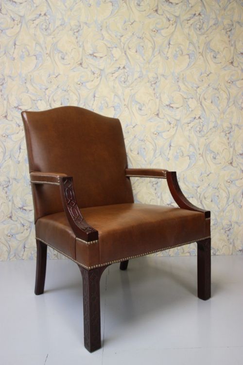19th Century Antique Mahogany Gainsborough Armchair