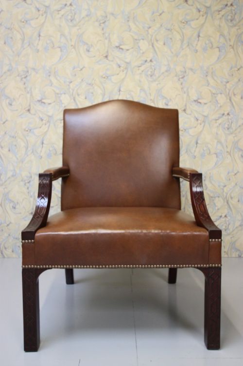 fig 1. 19th Century Antique Mahogany Gainsborough Armchair