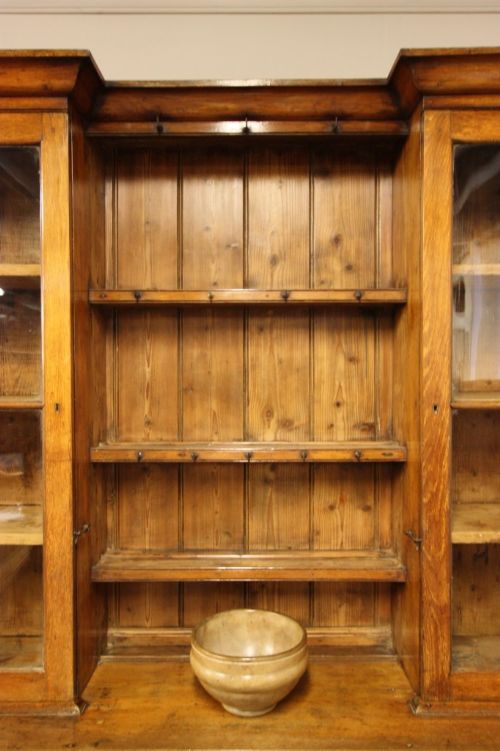 fig 2. Mid 19th Century Antique Oak Welsh Dresser.