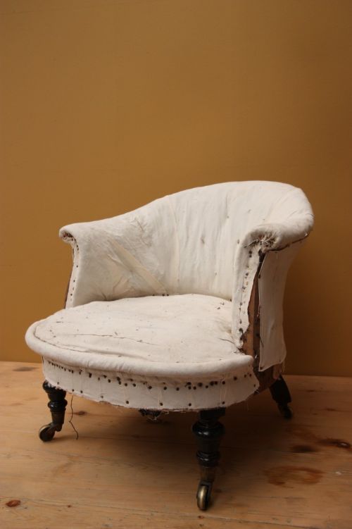 Elegant English Antique Armchair Circa: 1840.