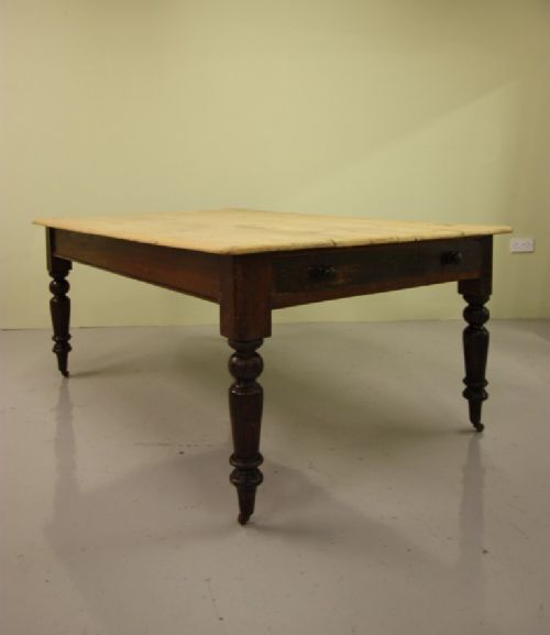 A Good Sized Antique Pine Kitchen Dining Table