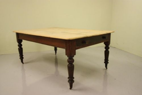 fig 1. A Good Sized Antique Pine Kitchen Dining Table