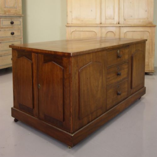 Unusual Antique Mahogany Dressing Central Island