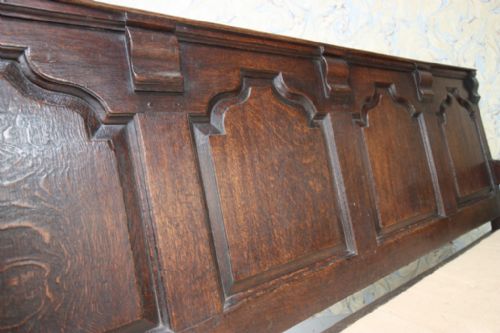 fig 2. 18th Century Period Oak Antique Settle