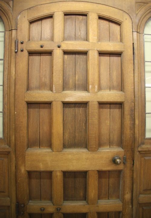 fig 2. Fantastic Quality Antique Oak Entrance Doorway