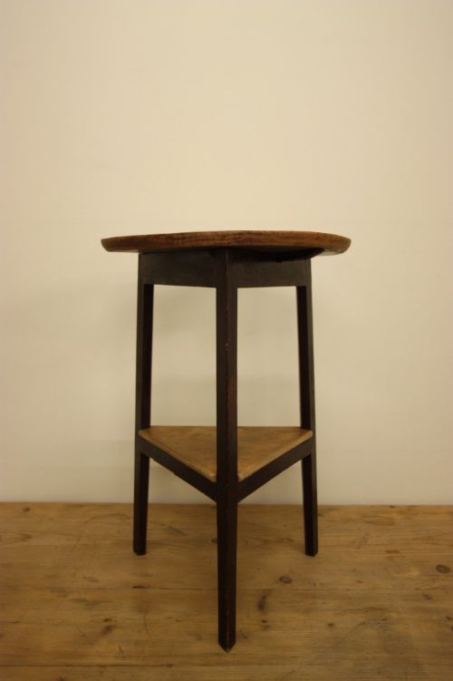 19th Century Welsh Antique Cricket Table
