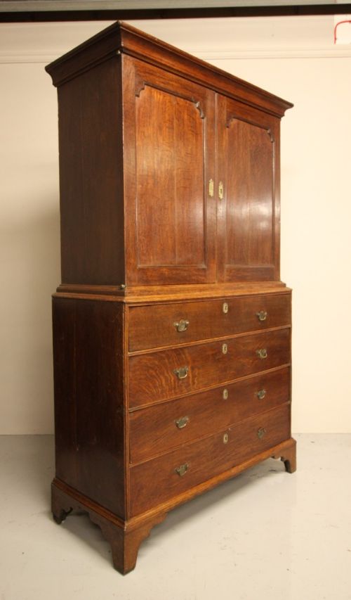 fig 4. Early Georgian Antique Oak Estate Cupboard