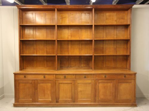 fig 1. Fabulous Antique Oak Bookcase