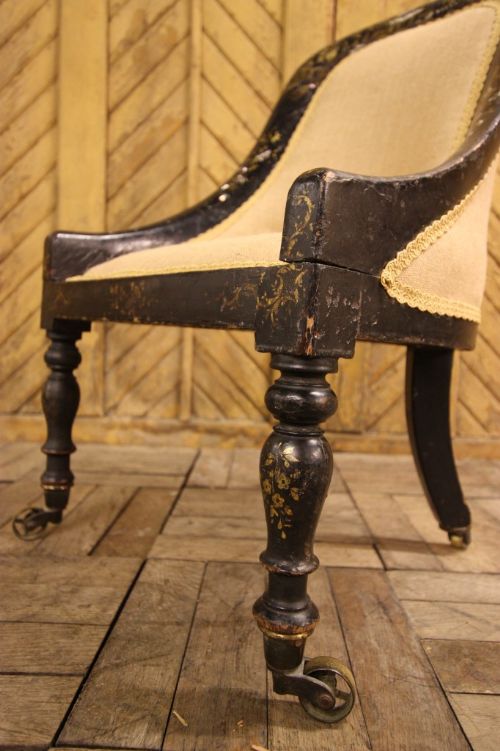 fig 1. Regency Chinoiserie Decorated Side Chair