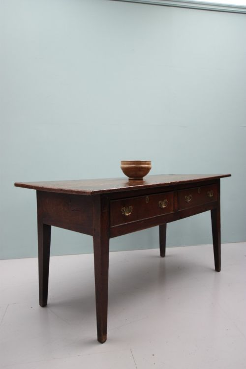 fig 1. Georgian Oak Westmoreland Serving Table.