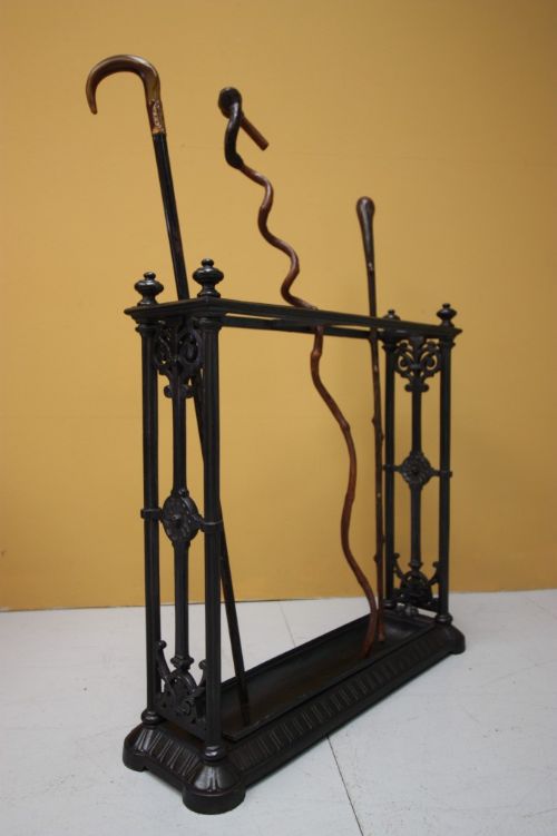 Excellent Quality Antique Cast Iron Stick Stand