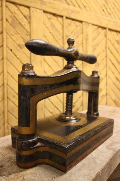 English Cast Iron & Bronze Antique Book Press