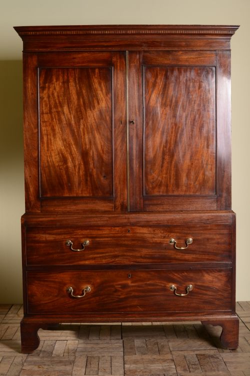 Superb Georgian Antique Mahogany Linen Press Cupboard