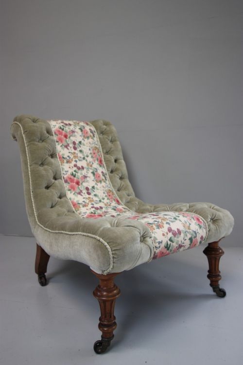 fig 1. Quality 19th Century Antique Slipper Chair