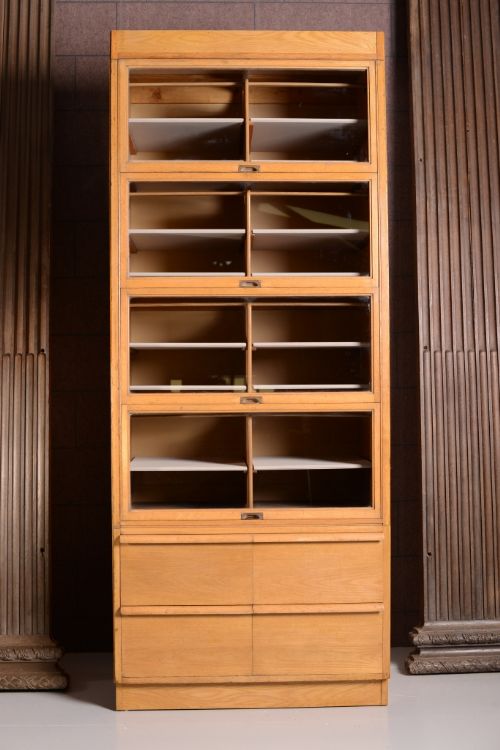 English 1930'S Oak Shirt Cabinet