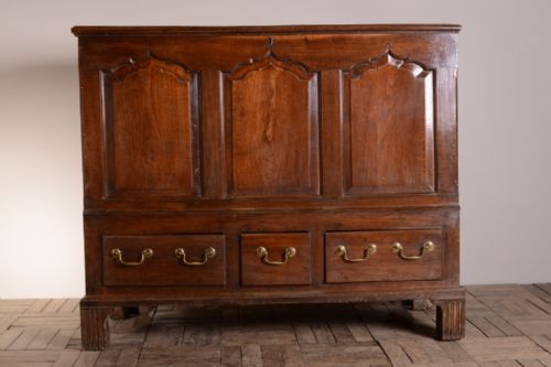 fig 1. Georgian Period Oak Antique Mule Chest