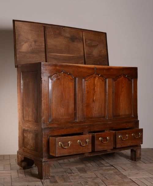fig 2. Georgian Period Oak Antique Mule Chest