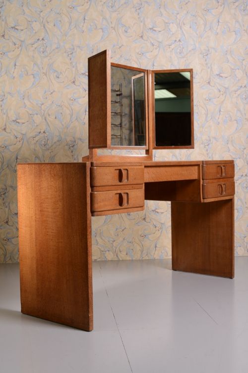 fig 1. Rare 'Ilminster' Dressing Table by Gordon Russell