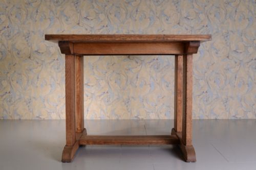 fig 1. Heals 1920's Oak Writing Table