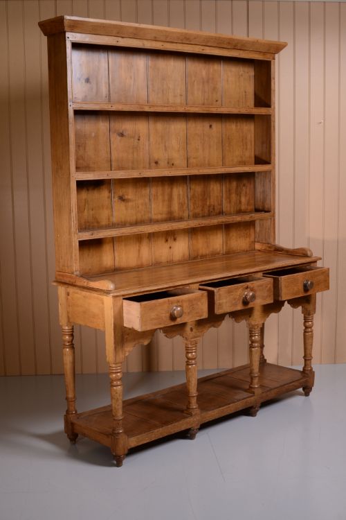 fig 2. Welsh Antique Pine Potboard Dresser
