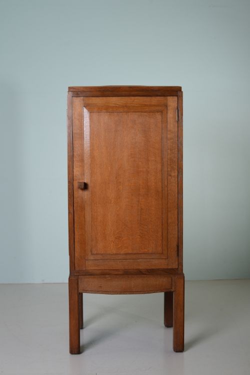 fig 1. 1930's Bryn Mawr Tall Oak Cupboard