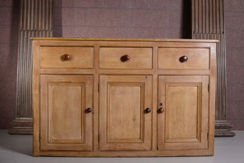 fig 1. Fabulous Westmoreland Antique Painted Pine Base