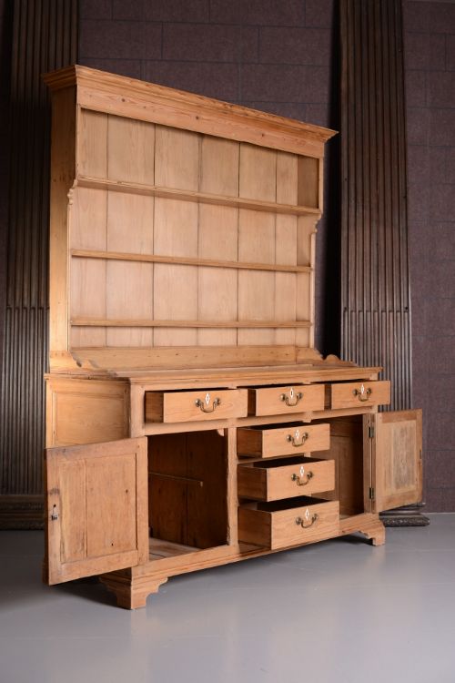 fig 2. Georgian Antique Pine Welsh Dresser