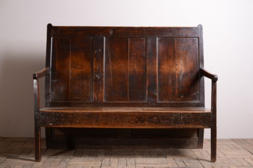 fig 1. Beautiful Georgian Oak High Back Antique Settle.