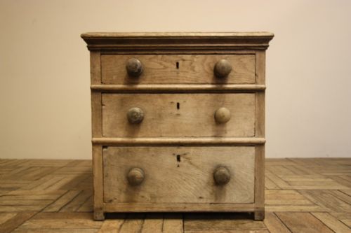 Georgian Antique Faded Oak Antique Chest