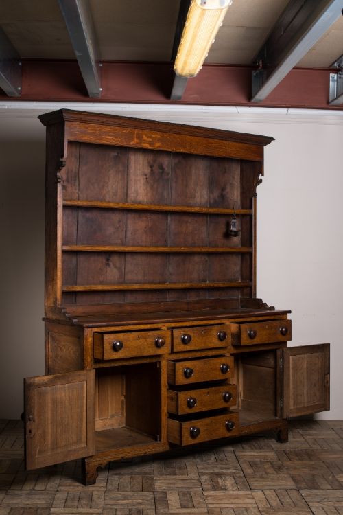 fig 2. Georgian Antique Oak Welsh Dresser from Lleyn Peninsular