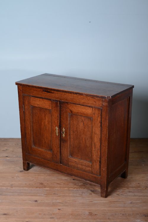 Period Oak Antique Welsh Cupboard.