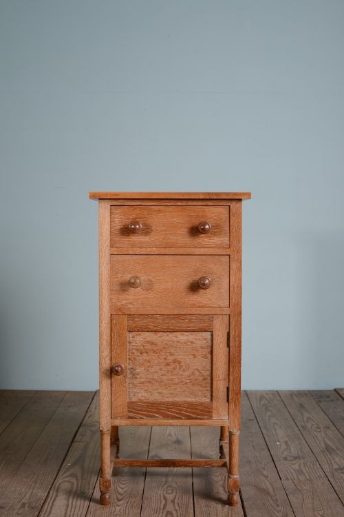 fig 1. Heals 1920's Oak Bedside Cabinet.