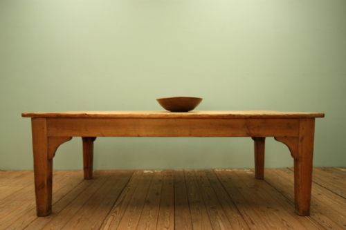 English 19th Century Antique Pine Kitchen Dining Table
