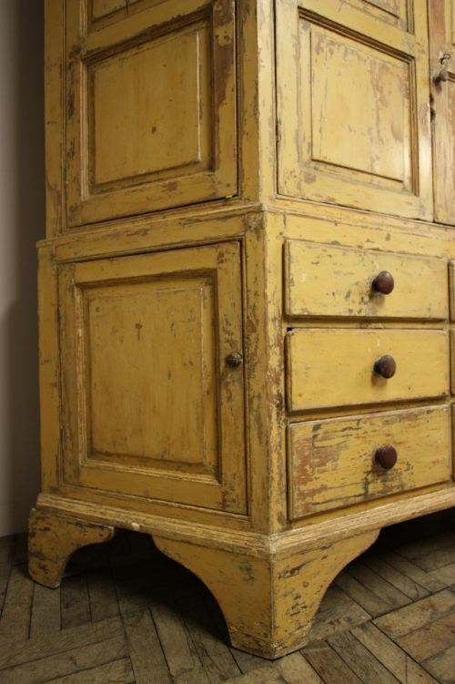 fig 2. Fantastic Rare Georgian Antique Housekeepers Cupboard.