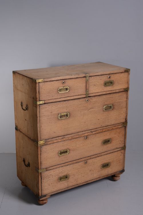 Georgian Antique Oak Military Chest of Drawers.