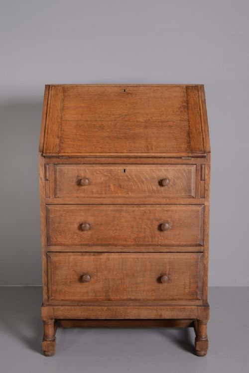 fig 1. Heals Antique Oak Tilden Bureau.