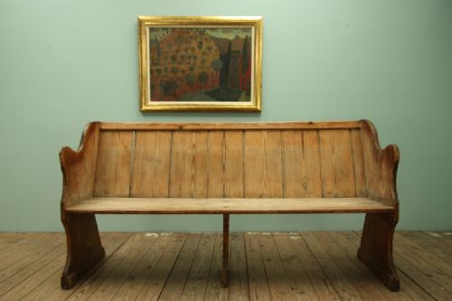 fig 1. A Shapely English Antique Pine Settle Seat
