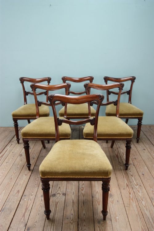 Set of Six Rosewood Antique Dining Chairs. Circa 1830.