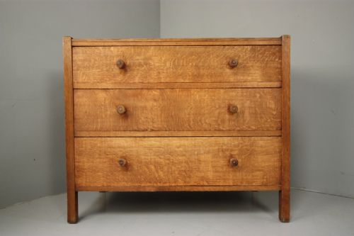 fig 1. Heals Antique Oak Letchworth Chest of Drawers.