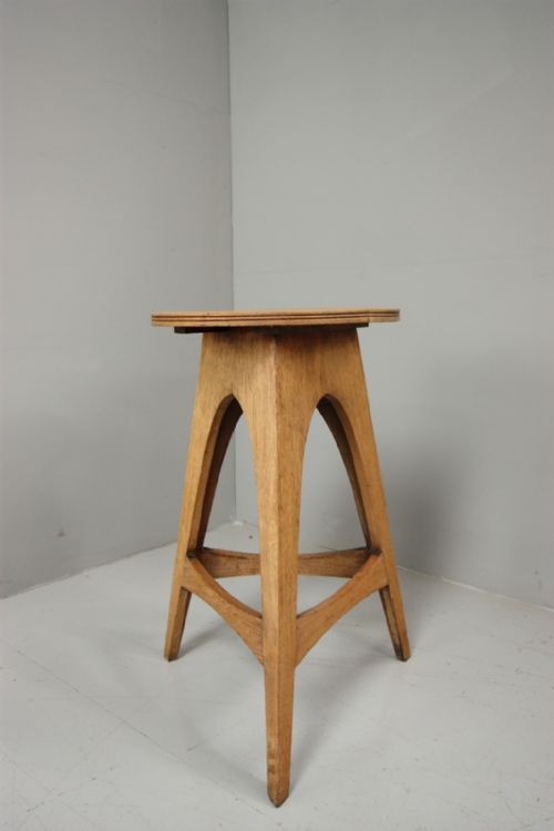 Arts & Crafts Antique Oak Side Table.